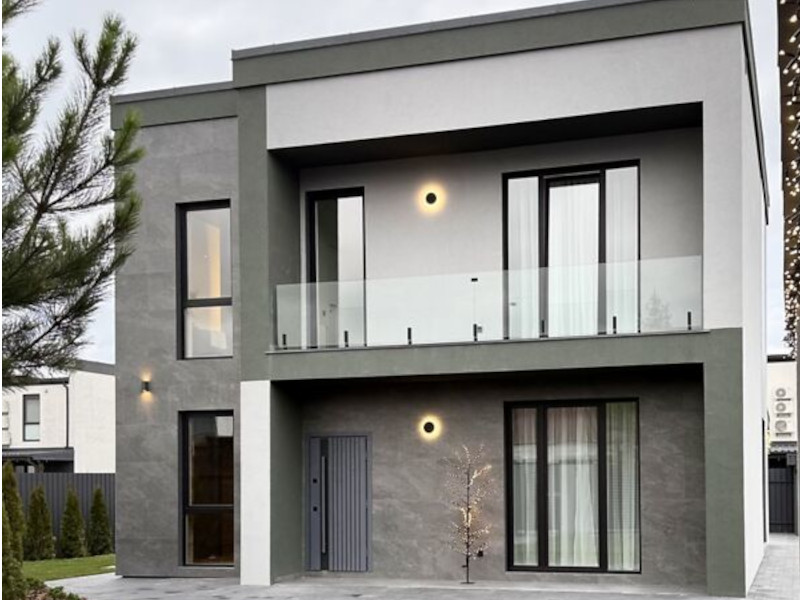 продається будинок в м. Київ